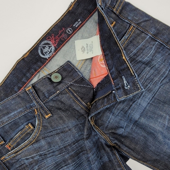 Gap 1969 Blue Denim Women's Boyfriend Shorts Sz 1 - Picture 2 of 8